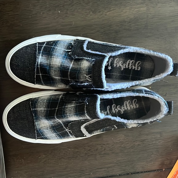 Gypsy Jazz Sneakers -like new - Picture 1 of 3
